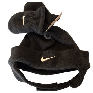 Nike Infact Dark Gray  Fleece Hat and Mittens Set NWT Winter Fall